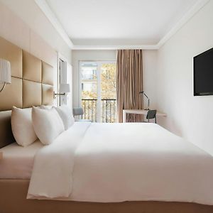 Queen Room Two Queen Beds